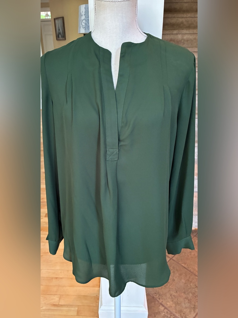 Zoa New York V- Neck Forest Green Long Sleeve Blouse